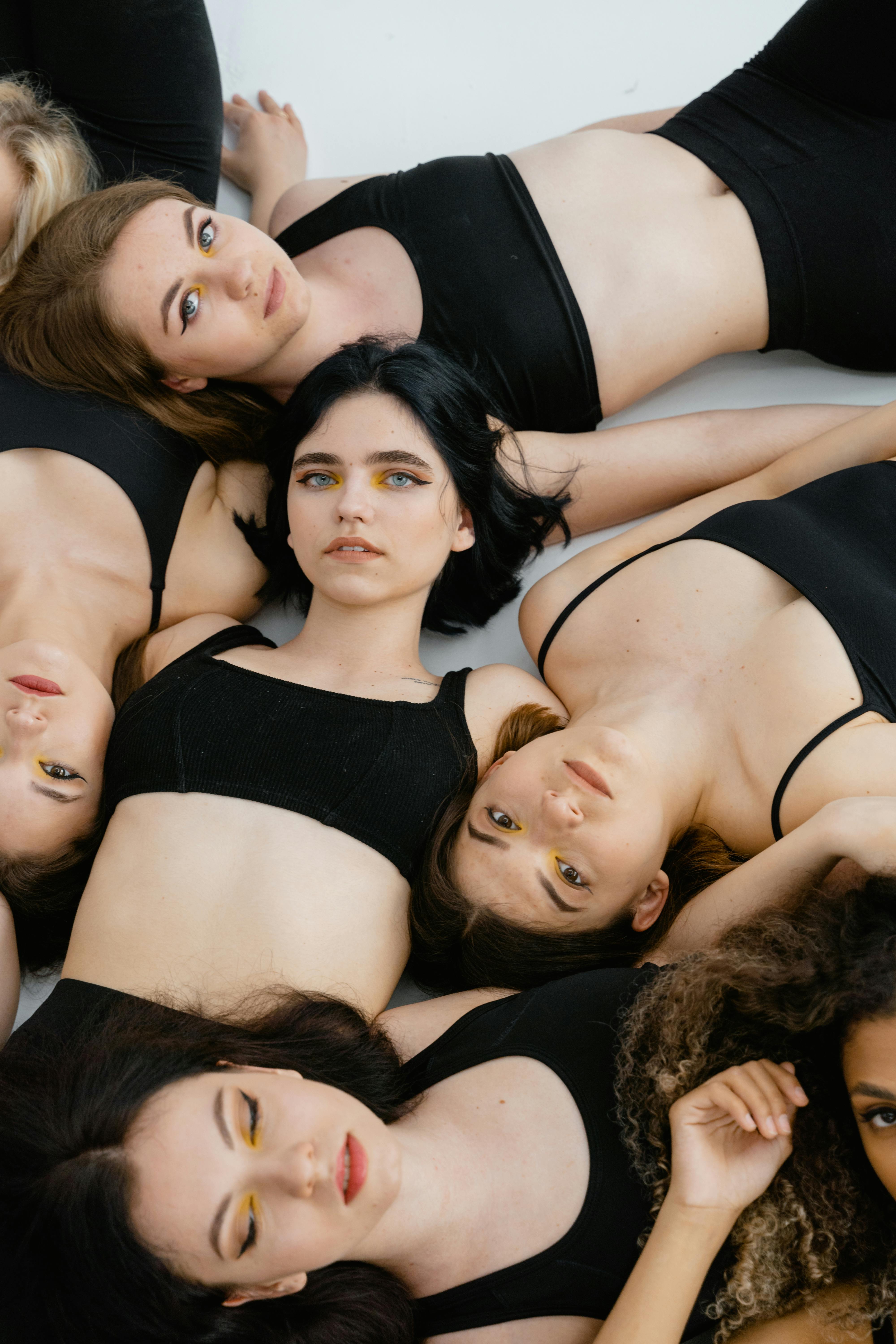 热播榜榜首封面图